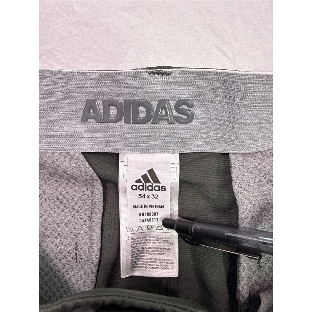 Adidas Pants Men 34x32 KHAKI GRN Straight Golf Flat Front  Climacool PERFORMANCE